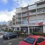 2-person - Pool - Elevator - Air-conditioned - Port *