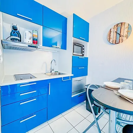 2-person - Pool - Elevator - Air-conditioned - Port * Agde