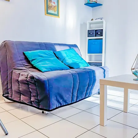 2-person - Pool - Elevator - Air-conditioned - Port Apartment *